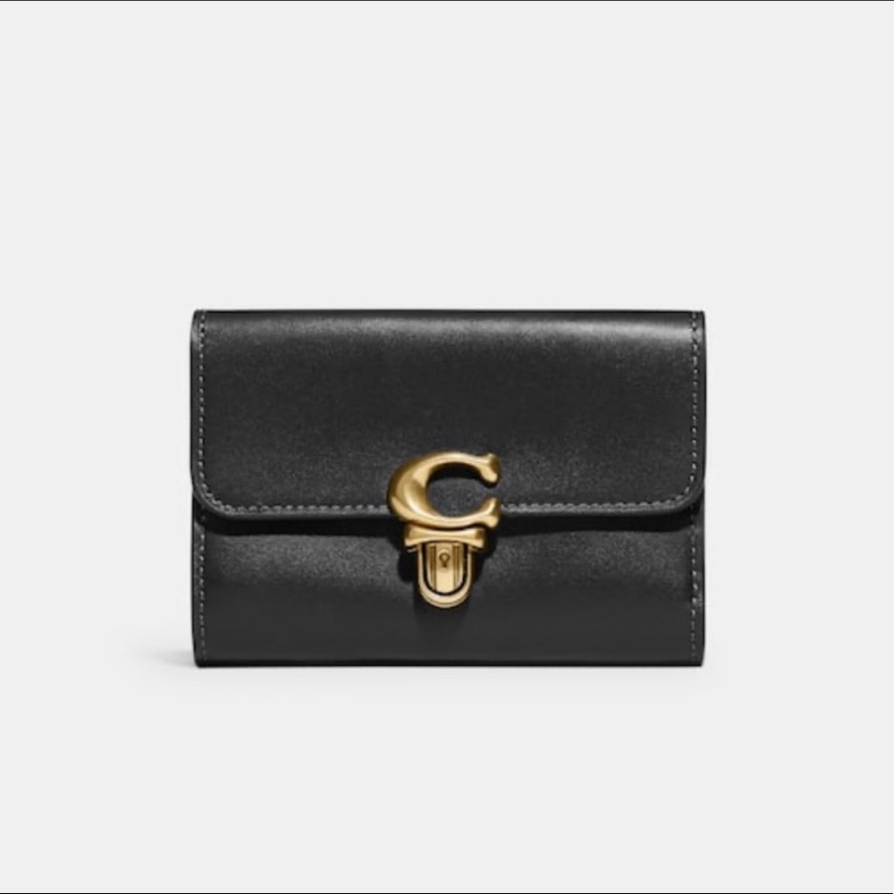 COACH Studio Medium Wallet Black like new msrp $195